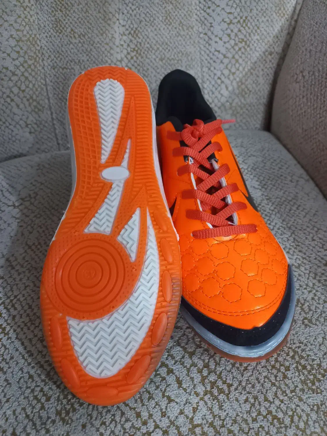 کفش سالنی سایز ۴۳|تجهیزات ورزشی|مراغه, |دیوار