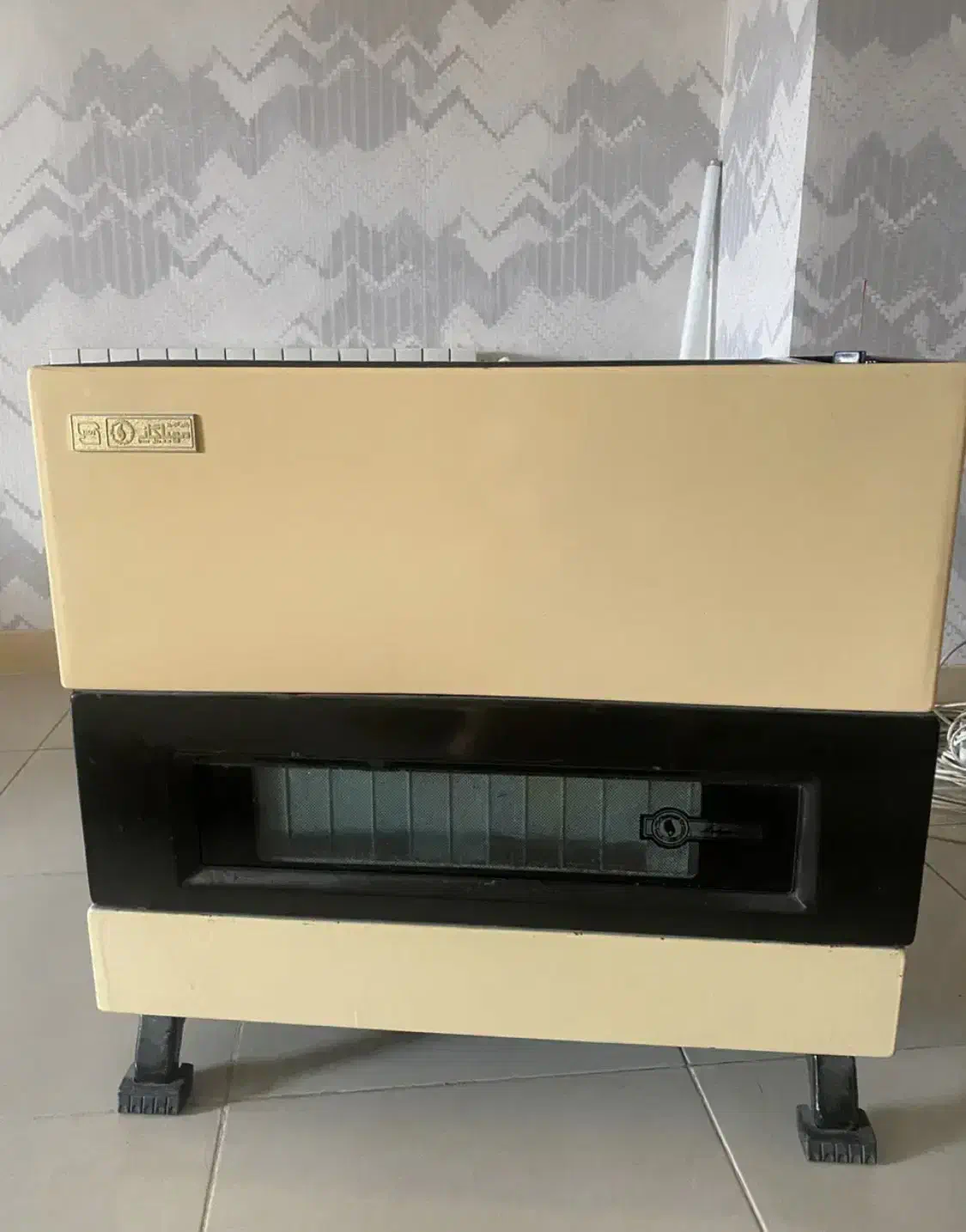 بخاری مهیاگاز|بخاری، هیتر، شومینه|بابلسر, |دیوار