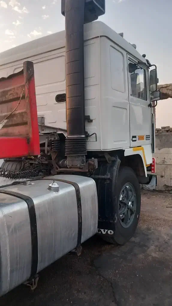 کنشده اف ۱۲|خودرو سنگین|ری, کارخانه سیمان|دیوار