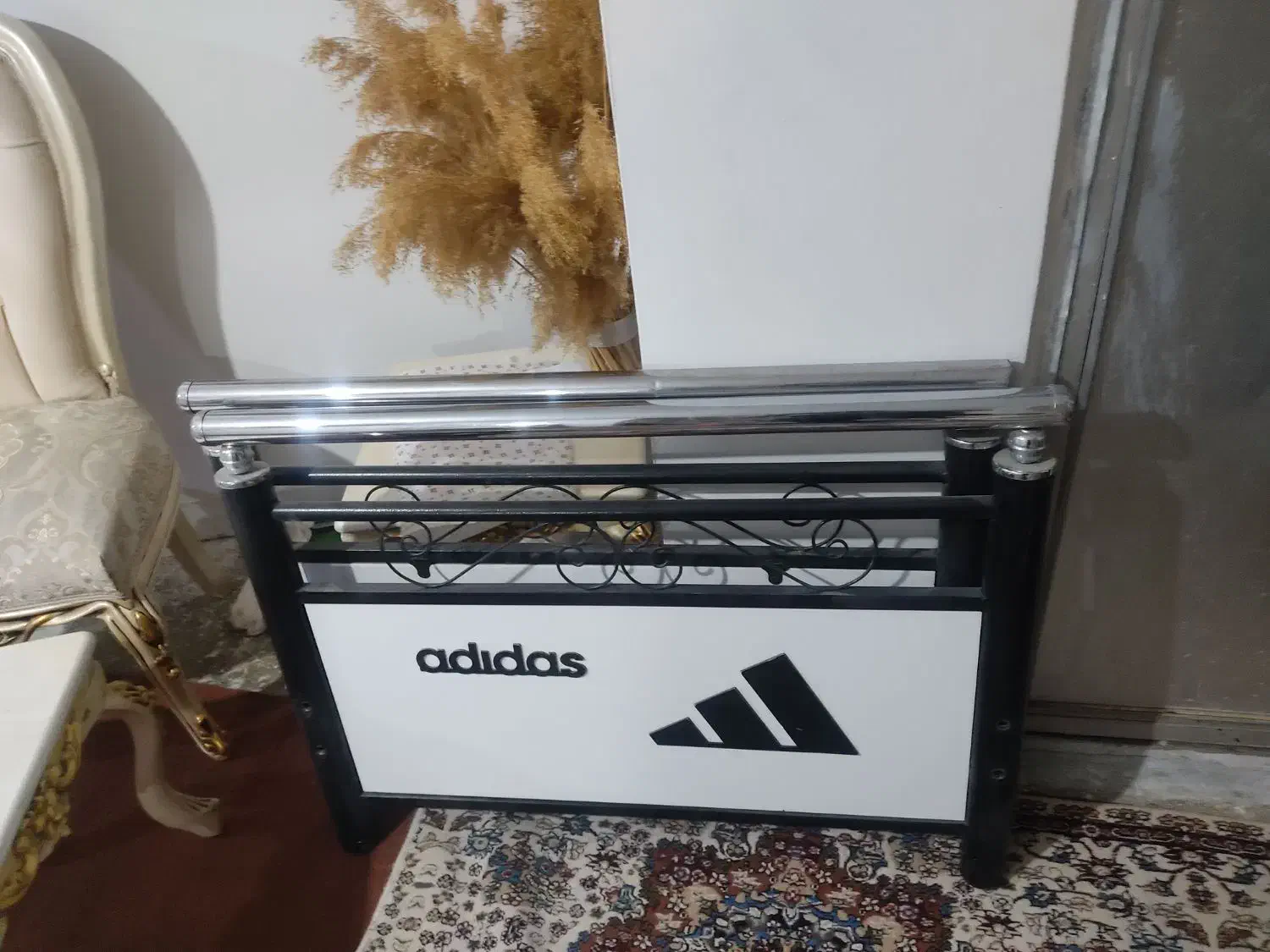 یک جفت تخت فلزی در حد آک|تخت و سرویس خواب|کرمانشاه, |دیوار