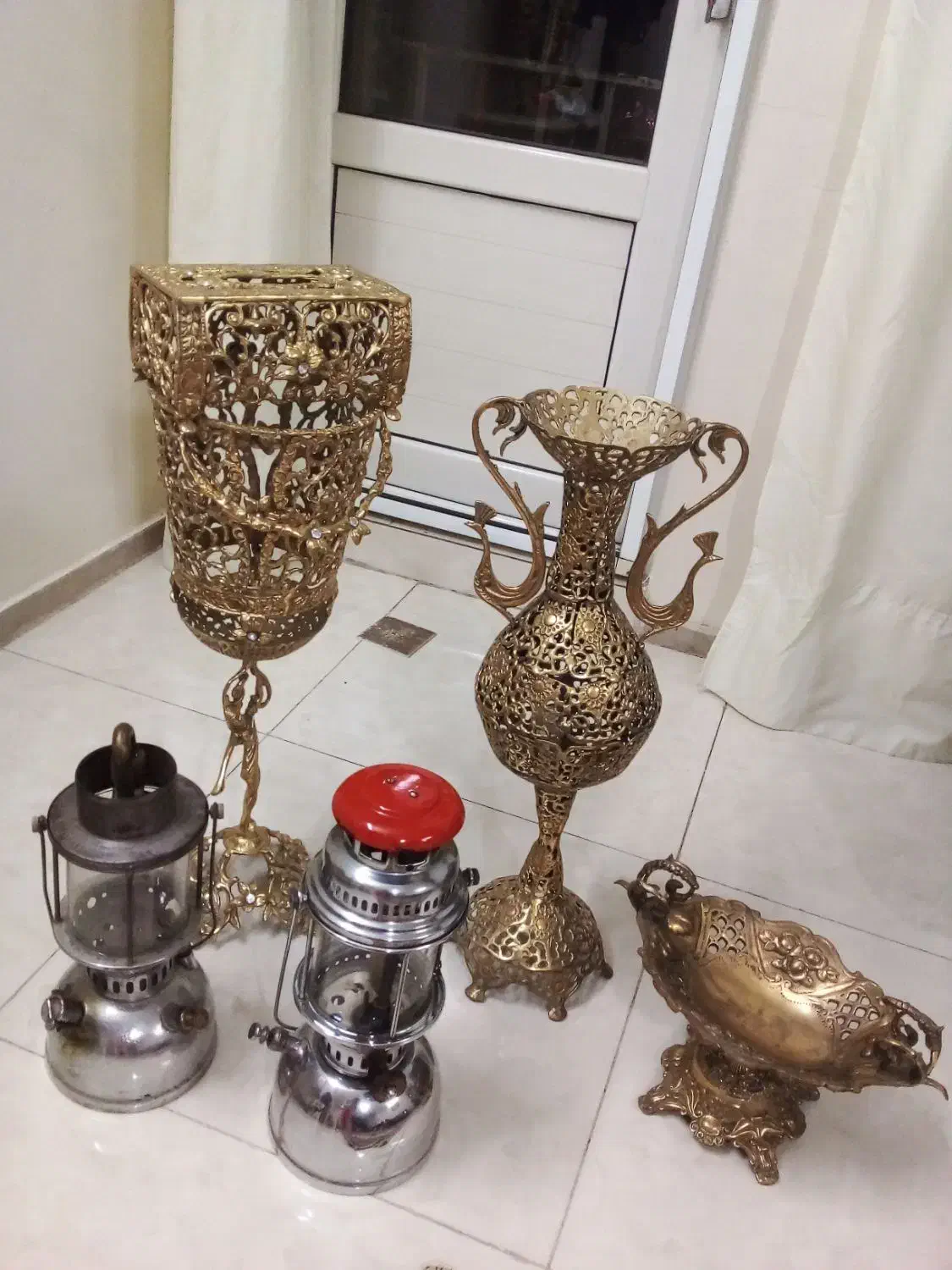 گلدان و چراغ توری|صنایع دستی و سایر لوازم تزئینی|اراک, |دیوار