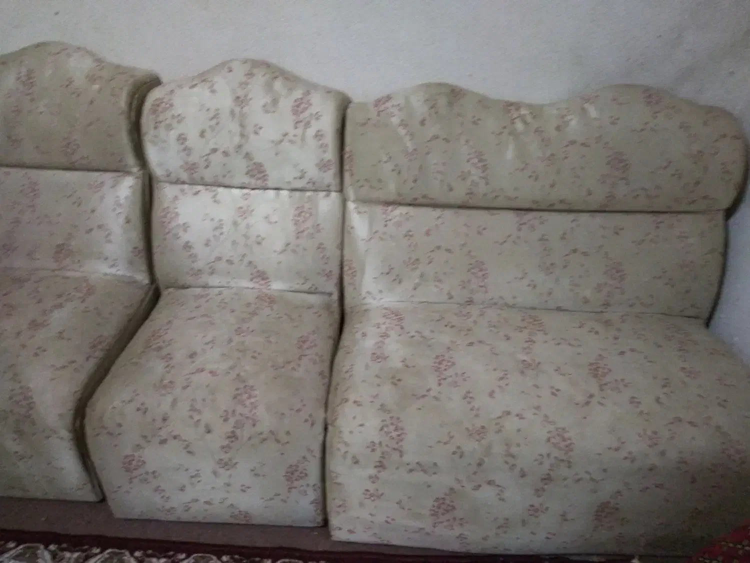 با ۷۰۰ تومن مبل بخر|مبلمان خانگی و میز عسلی|رشت, نامجو|دیوار