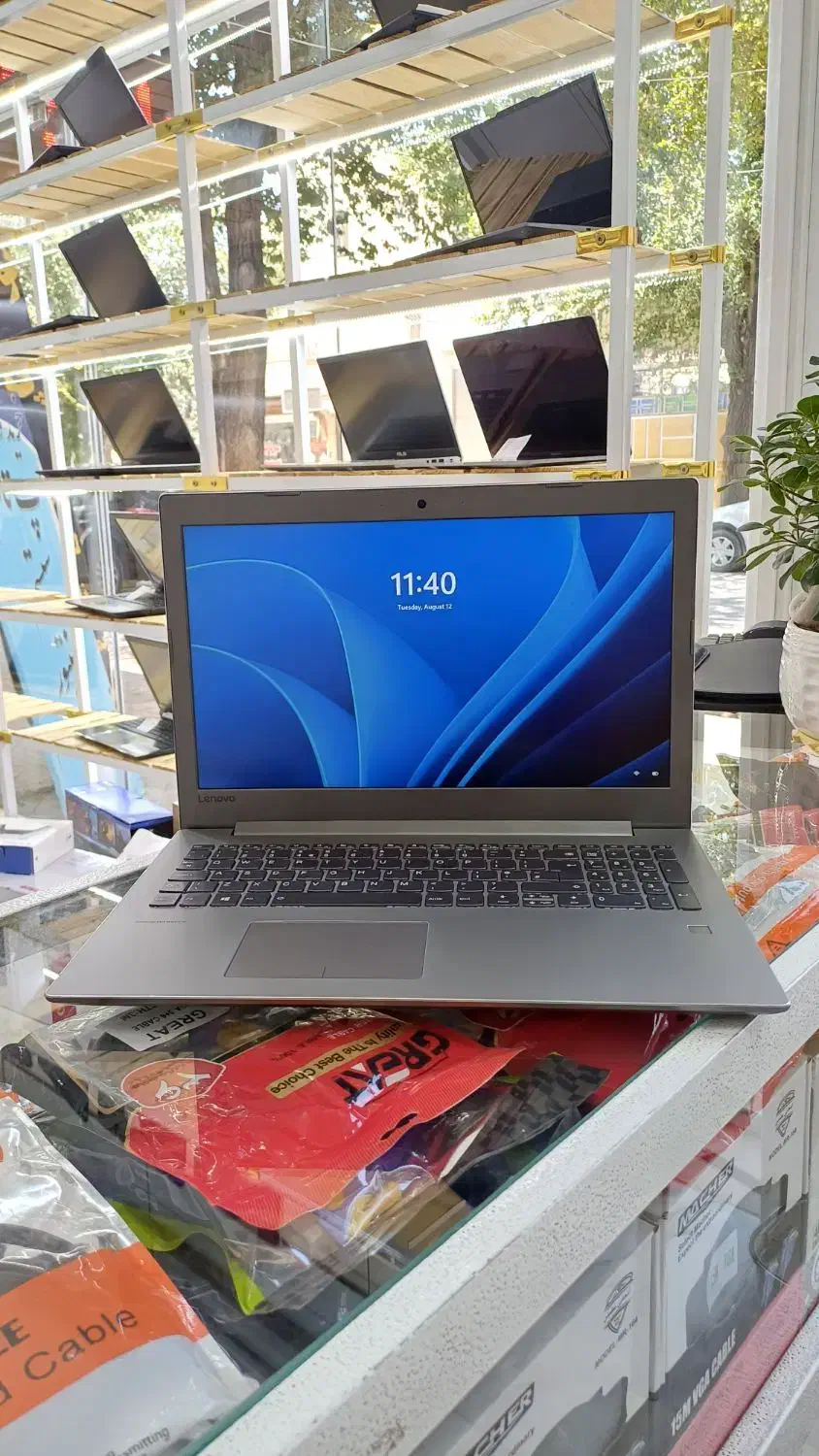 لپ تاپ lenovo دست دوم خانگی فوق العاده تمیز|رایانه همراه|نجف‌آباد, هفده شهریور|دیوار