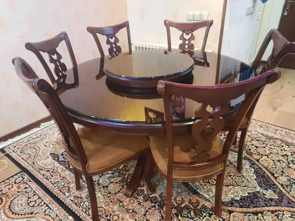میز نهار خوری شش نفره گردان برند اسپینود|میز و صندلی غذاخوری|محمدشهر, شهرک پیام (مهرالبرز)|دیوار