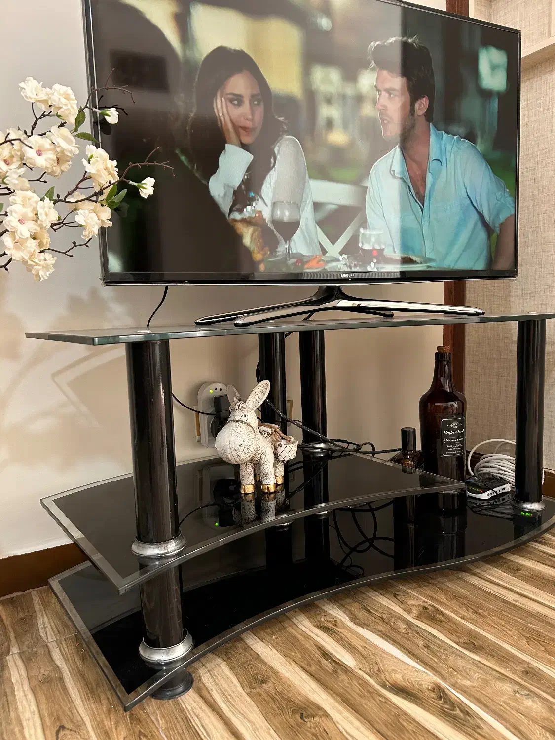 میز تلوزیون|میز تلویزیون|محمدشهر, شهرک پیام (مهرالبرز)|دیوار