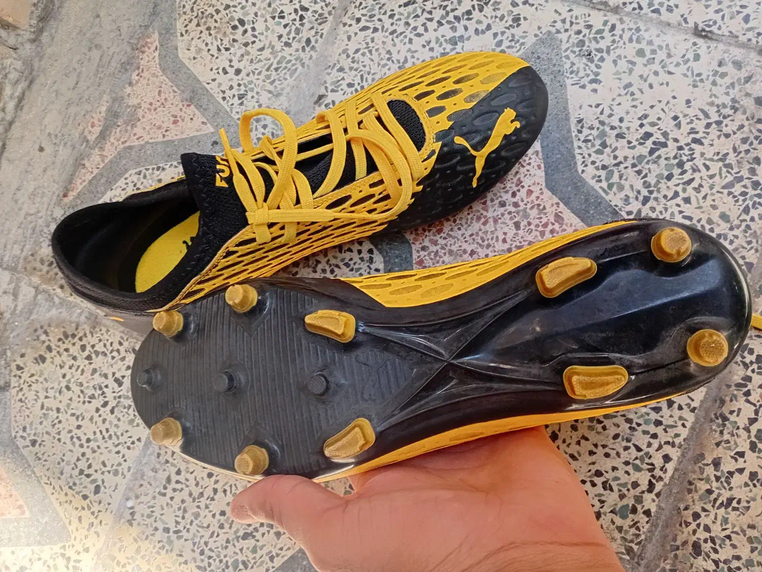 کفش اصلی پوما فوتبالی|تجهیزات ورزشی|بندرعباس, |دیوار