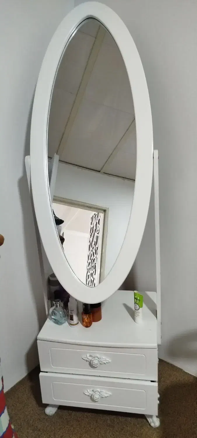 آینه|آینه|ایلام, |دیوار