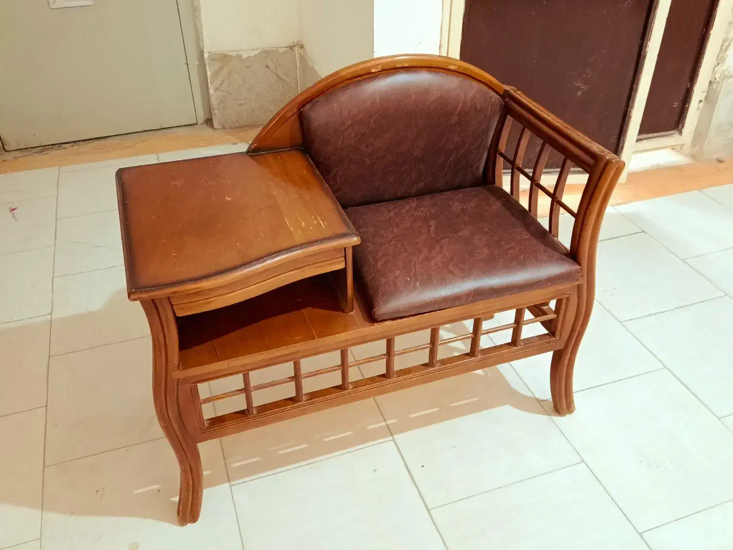 میز تلفن|میز تلفن|زاهدان, |دیوار