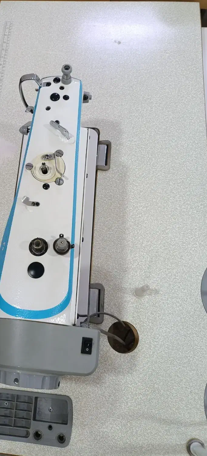 چرخ خیاطی F8جک ترکائی|چرخ خیاطی و ریسندگی|بروجرد, |دیوار