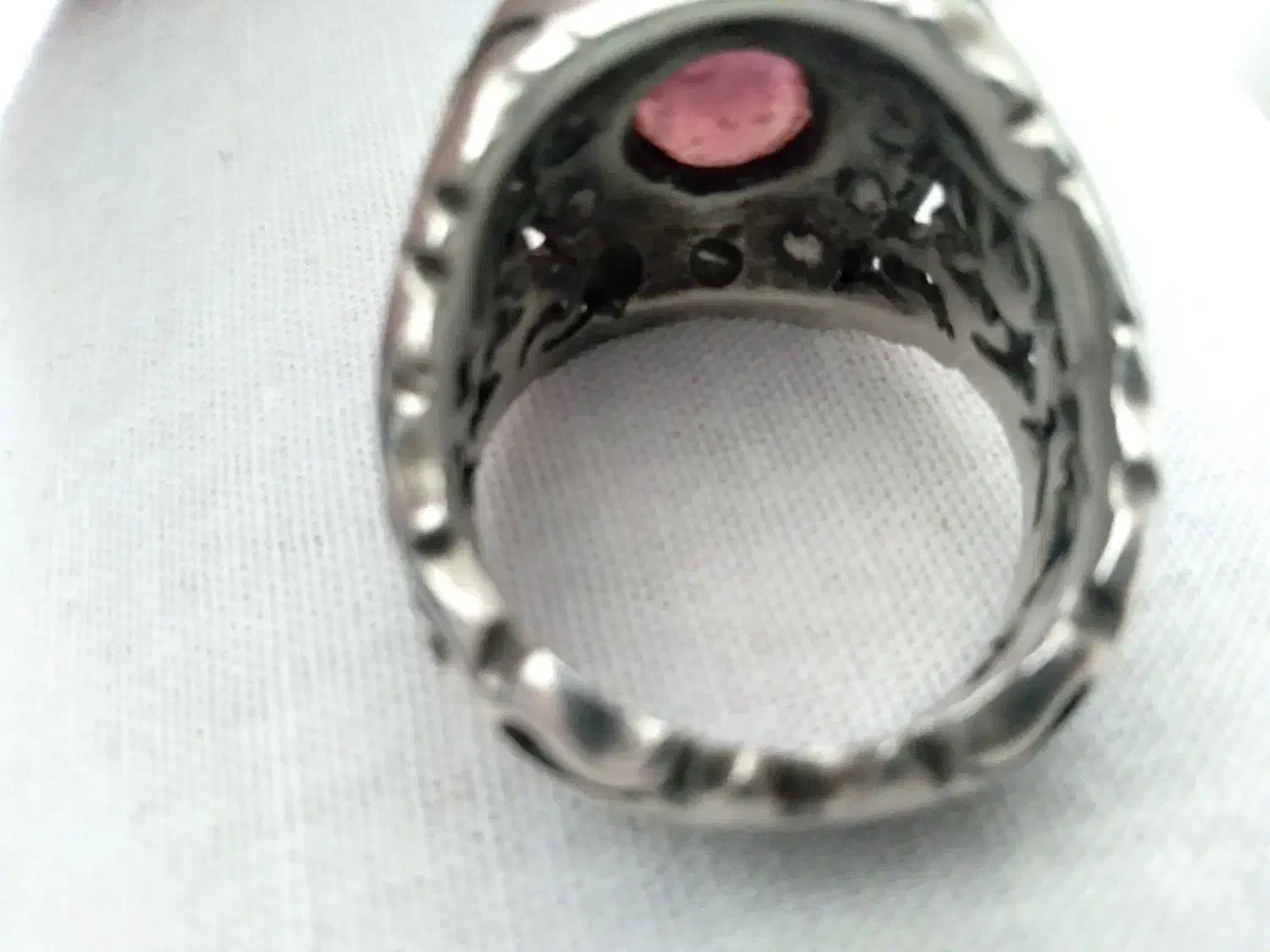 انگشتر یاقوت|کلکسیون اشیاء عتیقه|پاکدشت, حصار امیر|دیوار