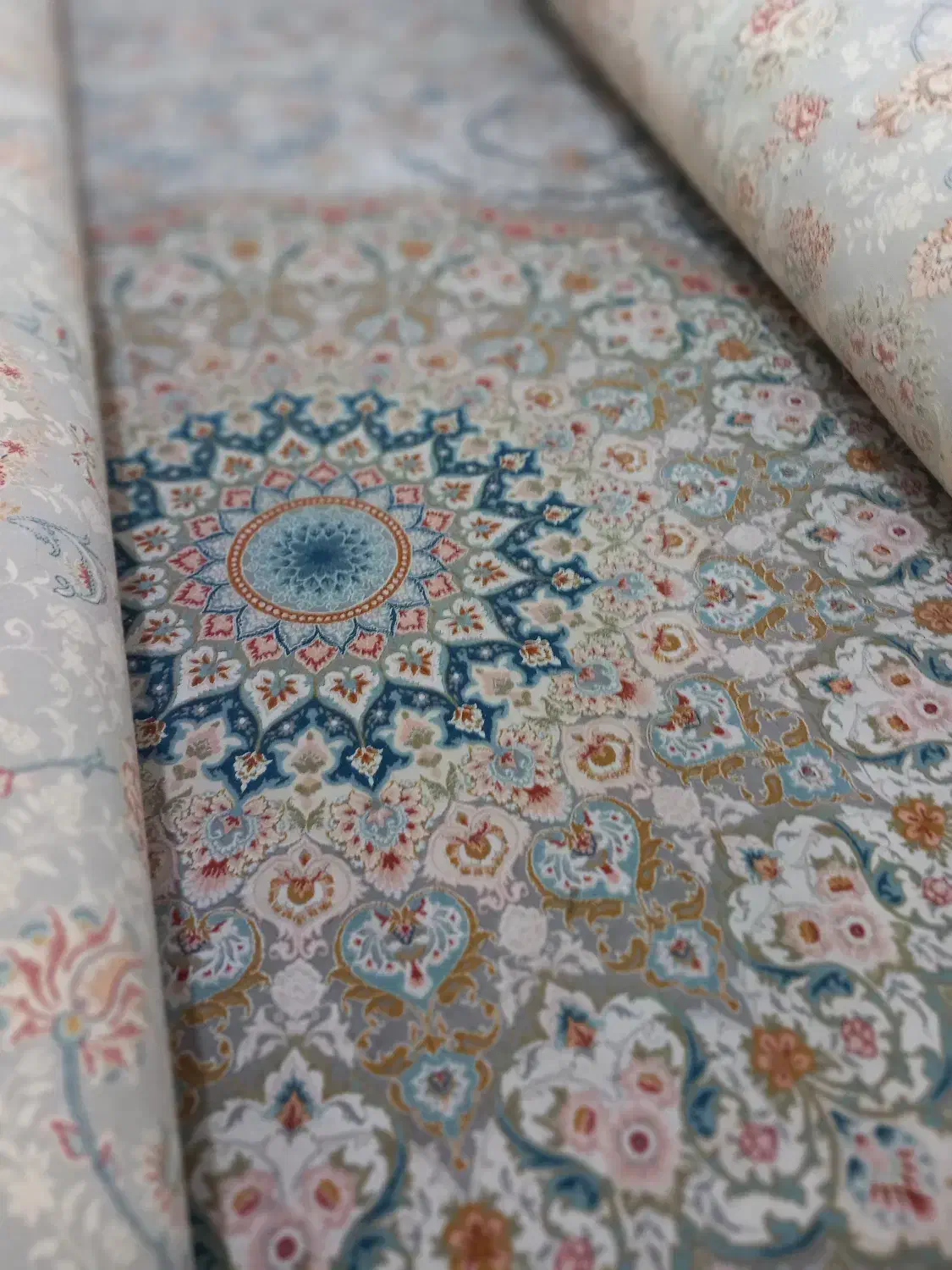 فرش ۹ متری ۱۲۰۰ شانه برجسته|فرش|تهران, شاهین|دیوار