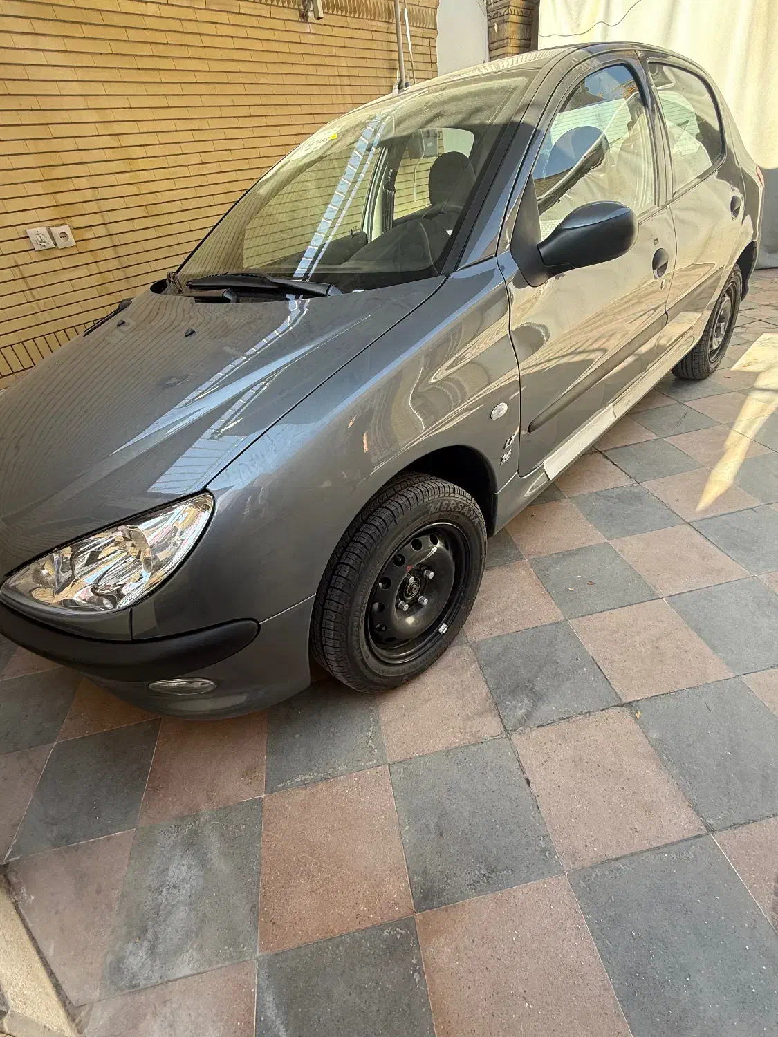 پژو ۲۰۶ تیپ ۵ صفر خشک|خودرو سواری و وانت|شیراز, زرگری|دیوار