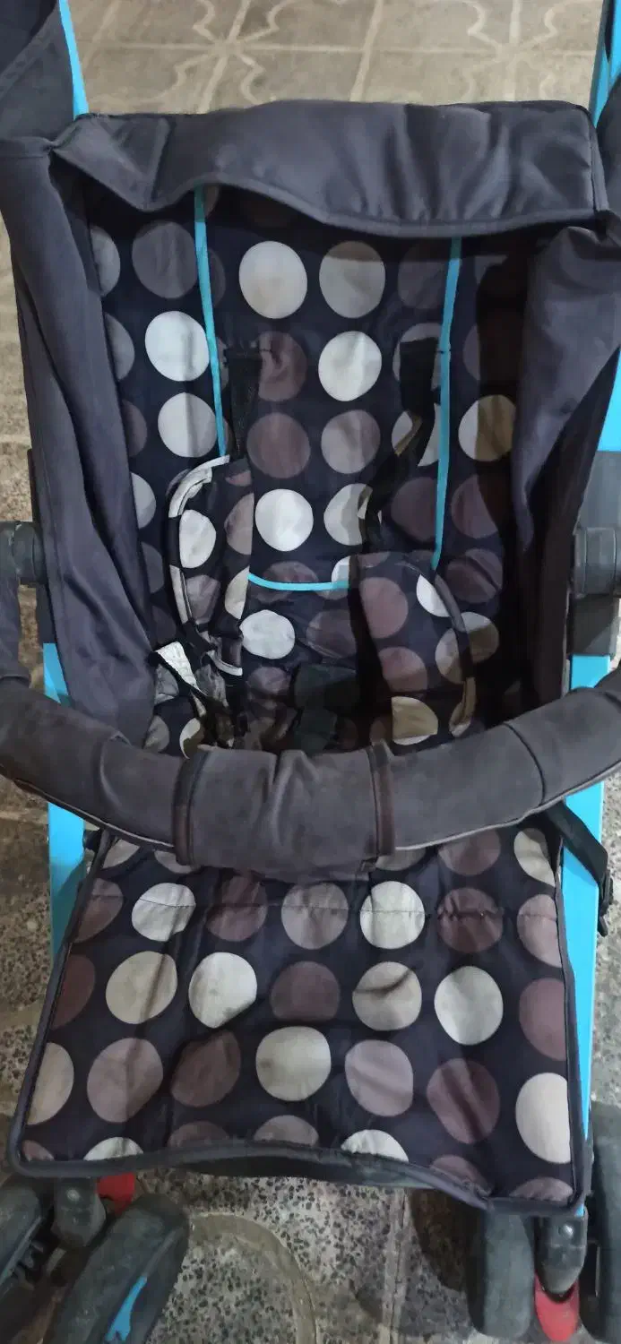 کالسکه عصایی کودک|کالسکه و لوازم جانبی|شیراز, قالیشویی|دیوار