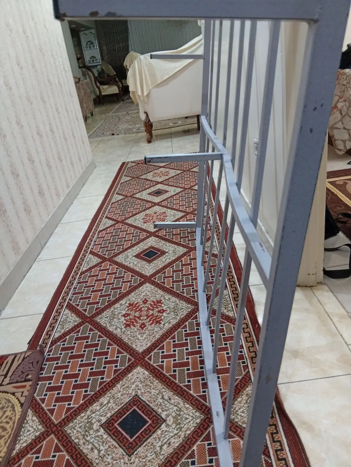کفی تخت|تخت و سرویس خواب|کرج, کرج نو|دیوار