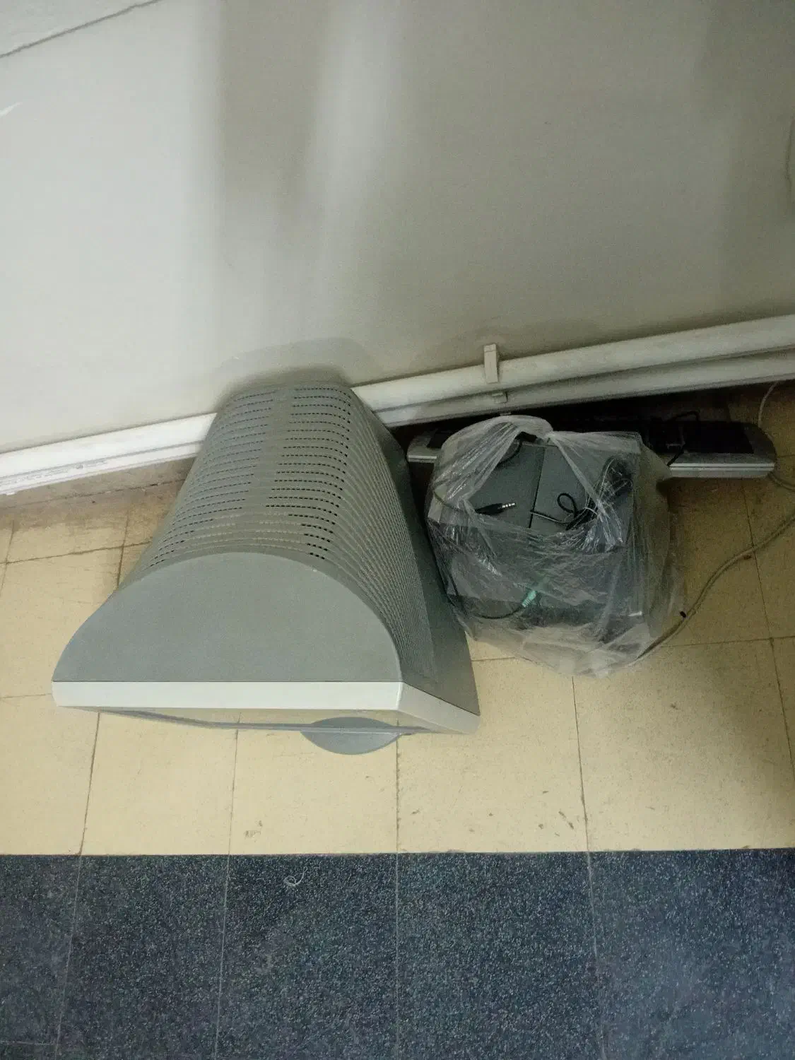 مانیتور|قطعات و لوازم جانبی رایانه|همدان, |دیوار