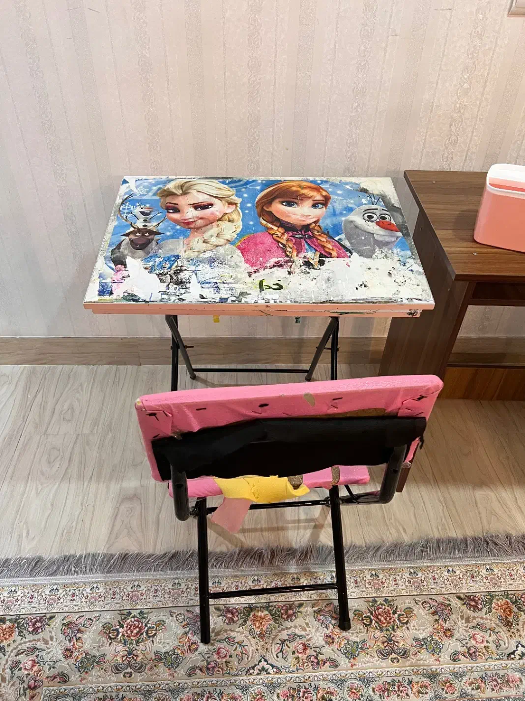 تختخواب و فرش و میرتحریر|تخت و سرویس خواب|سقز, |دیوار