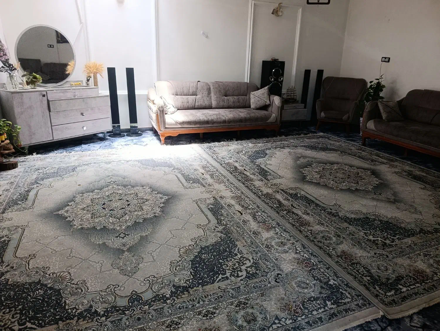 دوخوابه حیاط دار|اجارهٔ کوتاه‌مدت آپارتمان و سوئیت|شیراز, شریف‌آباد|دیوار