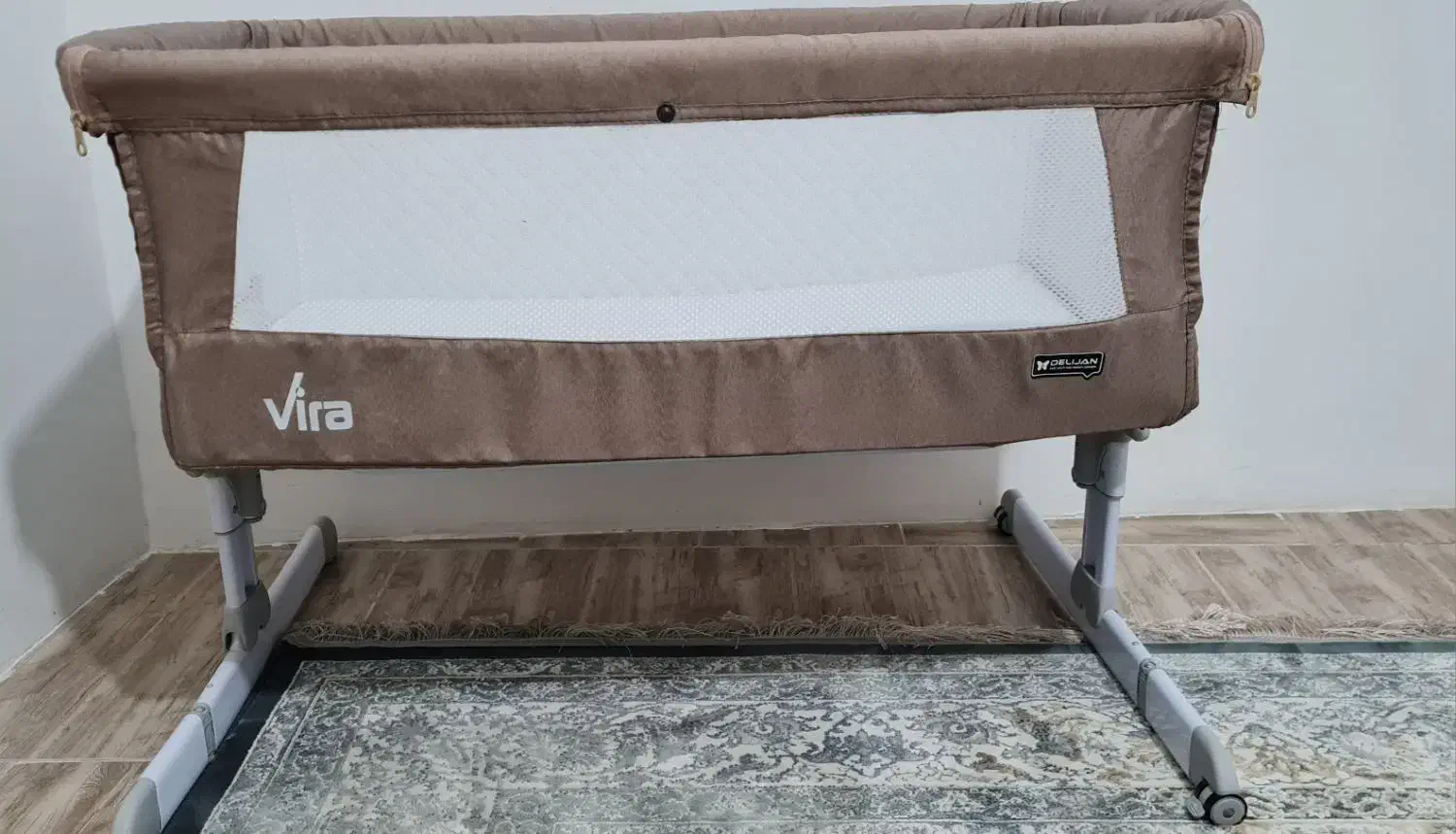 گهواره|تخت و صندلی بچه|بجنورد, |دیوار