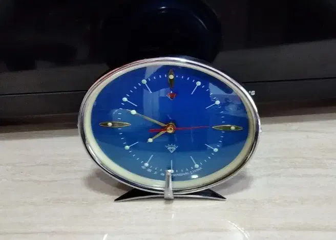 ساعت رومیزی الماس تمیز خاص دکوری آنتیک|کلکسیون اشیاء عتیقه|دماوند, دماوند|دیوار