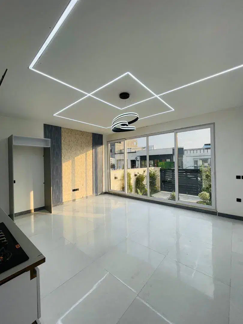 ویلا مدرن با روفگاردن/زیر قیمت /فوری/الان|فروش خانه و ویلا|چمستان, |دیوار