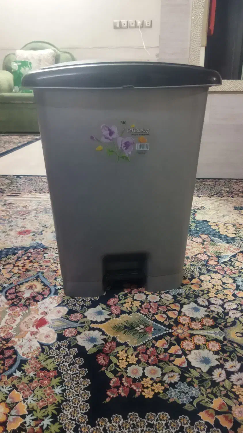 سطل زباله پدال دار|لوازم نظافت|شیراز, لاله|دیوار
