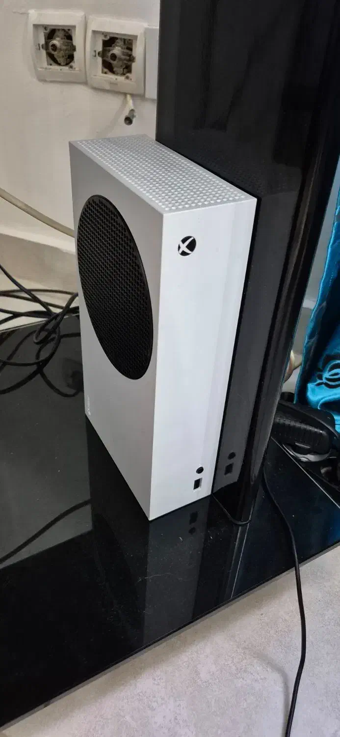 xbox سری s تمیز فروش فوری|کنسول، بازی ویدئویی و آنلاین|کیش, |دیوار