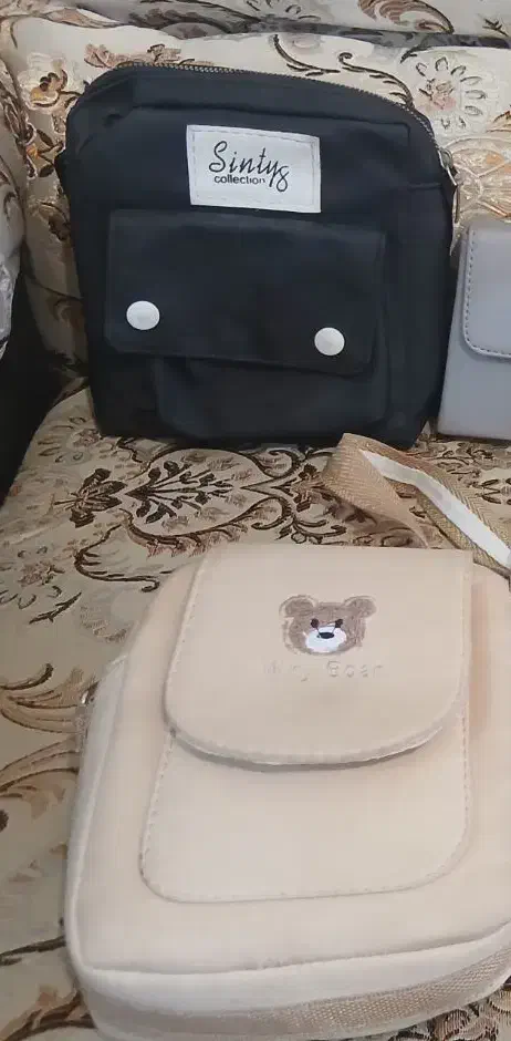 کیف رو دوشی|کیف، کفش، کمربند|مسجد سلیمان, |دیوار