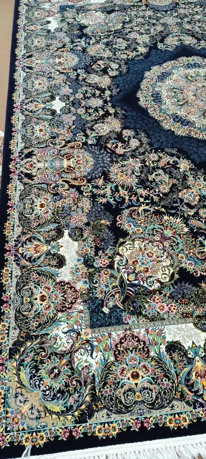 فروش ۲ تخته فرش ( ۹ متری. هزار دویست شانه) نو . نو|فرش|قروه, |دیوار