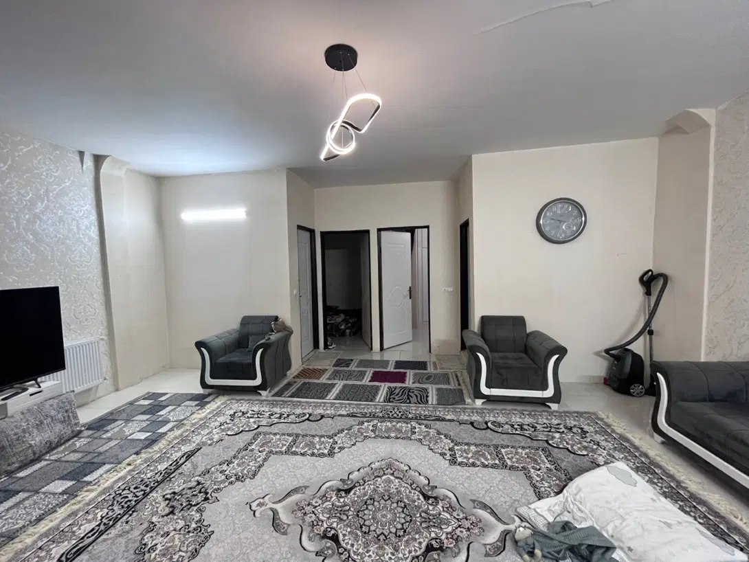 ۱۰۰ متر/ ۲ خواب/ ویو باغ/ تک واحدی/ مستر ملک