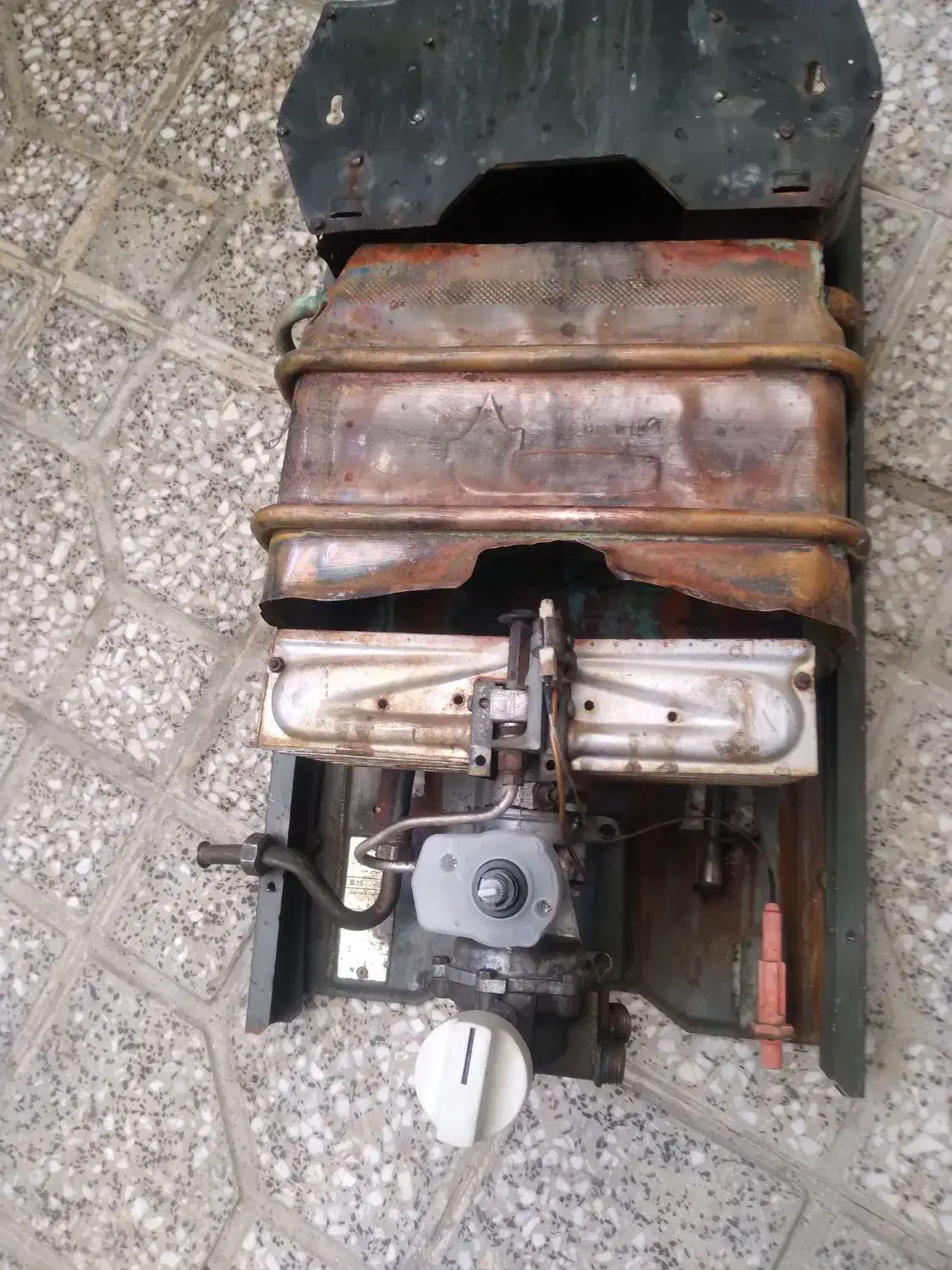 آبگرمکن بوتان|آبگرمکن، پکیج، شوفاژ|اقبالیه, |دیوار