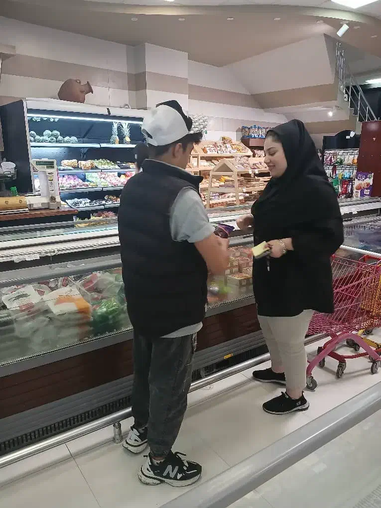 جذب نیروی خانم در فروشگاه و هایپر مارکت معتبر|استخدام خدمات فروشگاه و رستوران|لاهیجان, گلستان|دیوار