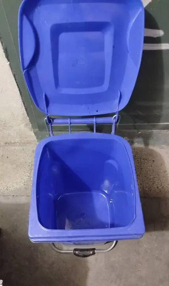 سطل زباله پدال دار 40 لیتری نو|لوازم نظافت|شاهین‌شهر, نبوت|دیوار