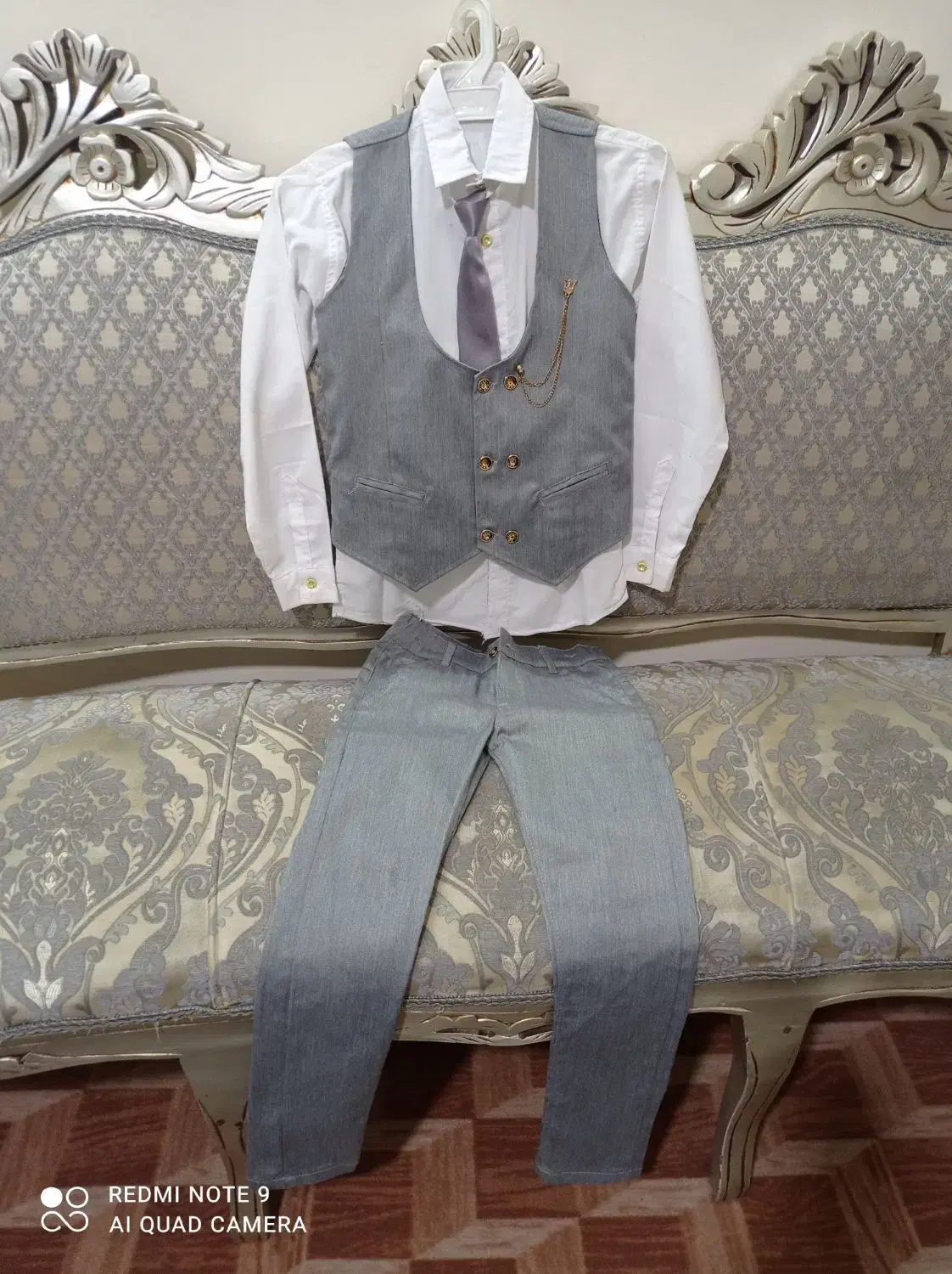 جلیقه و شلوار|لباس|باغستان, |دیوار