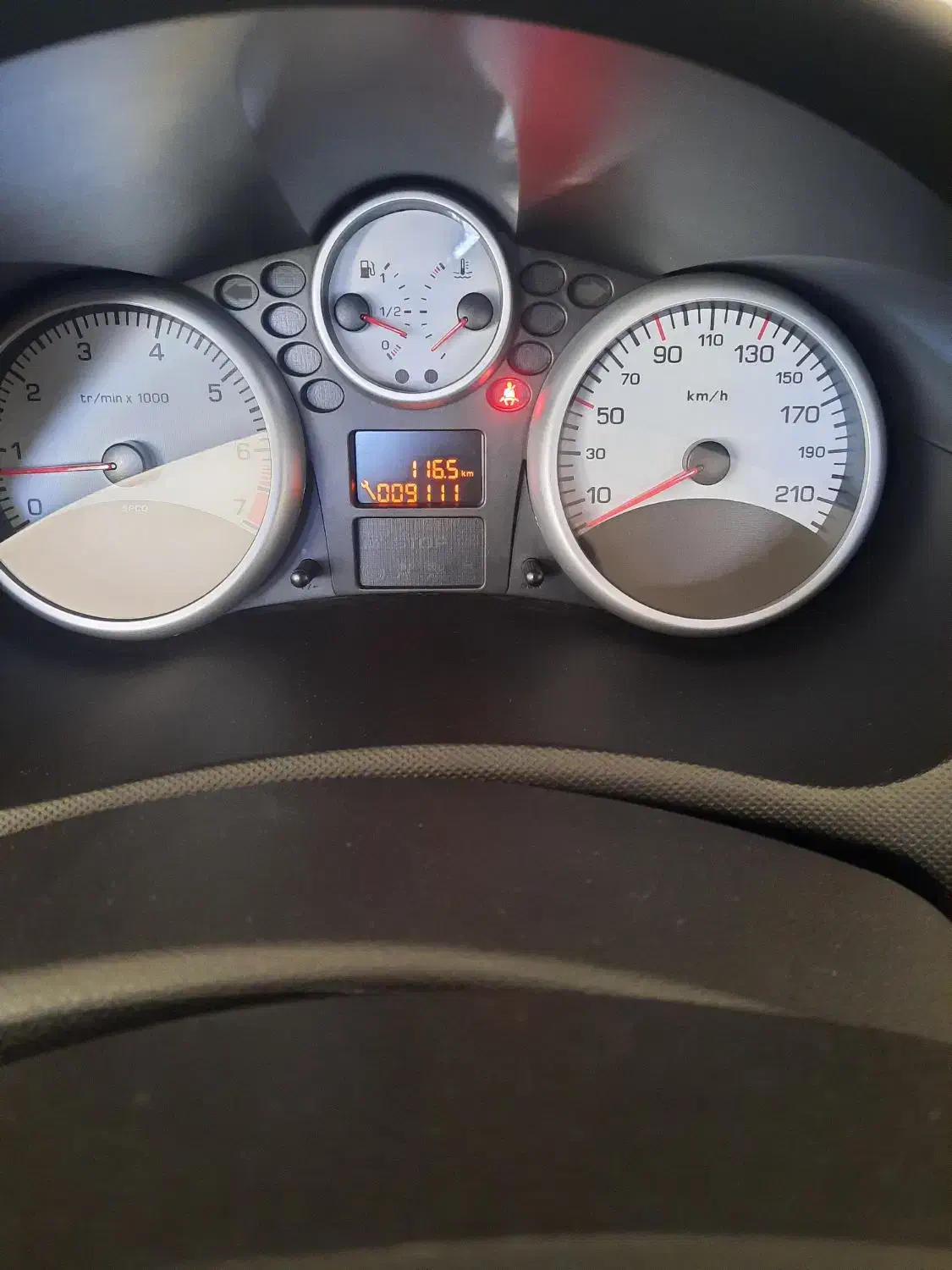 پژو ۲۰۷ پاناما سقف شیشه ای موتور tu5|خودرو سواری و وانت|اقبالیه, |دیوار