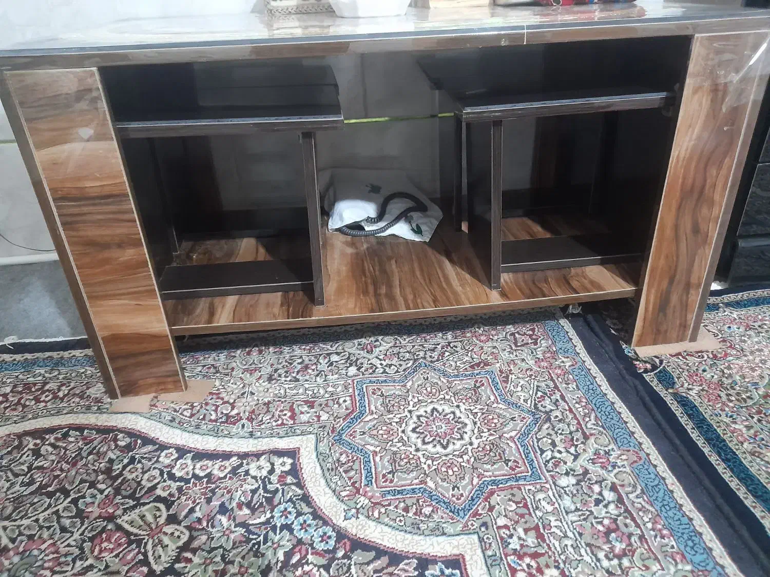 میز و میز عسلی|مبلمان خانگی و میز عسلی|کرمان, |دیوار