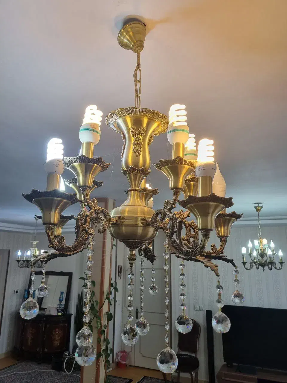 ۴ عدد لوستر برنجی|لوستر و چراغ آویز|اراک, |دیوار