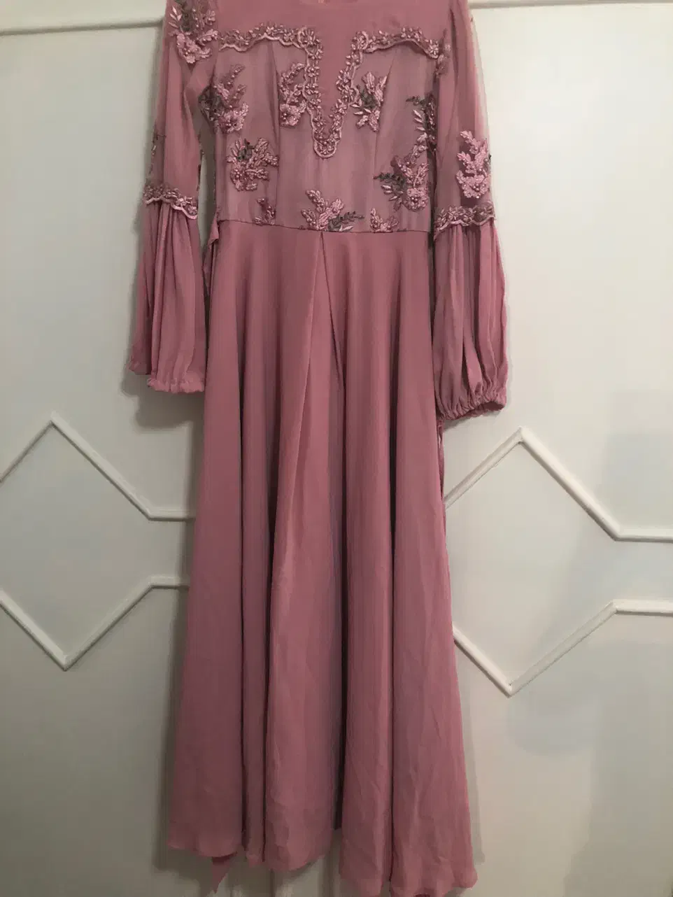 لباس مجلسی درحدنو|لباس|رشت, منظریه|دیوار