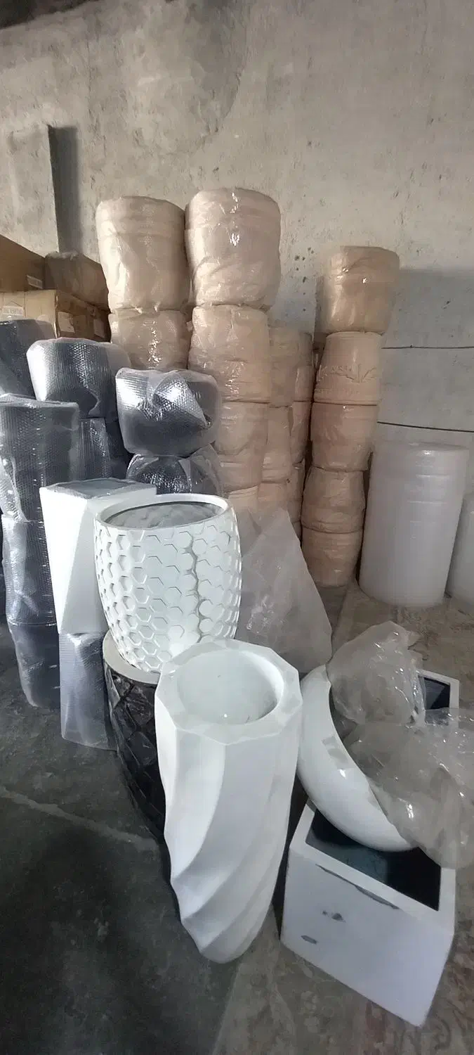 مجسمه گلدان هر نوع تولید|مجسمه، تندیس، ماکت|تبریز, |دیوار