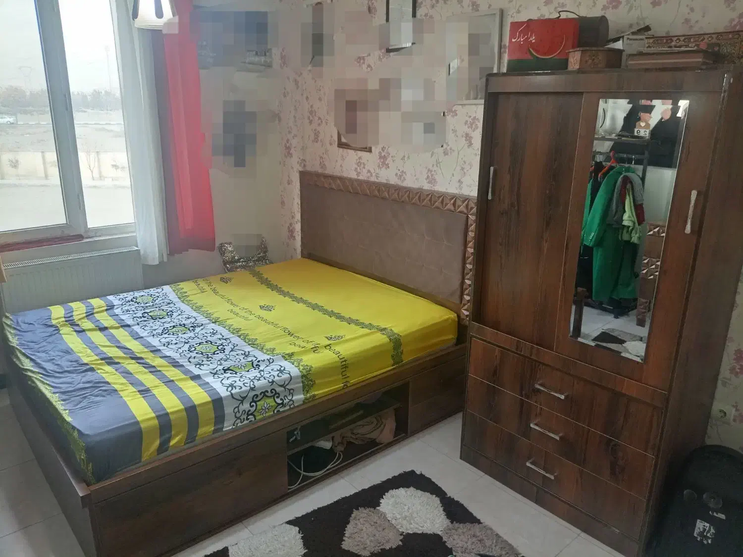 سرویس تختخواب|تخت و سرویس خواب|اندیشه, اندیشه فاز ۴|دیوار