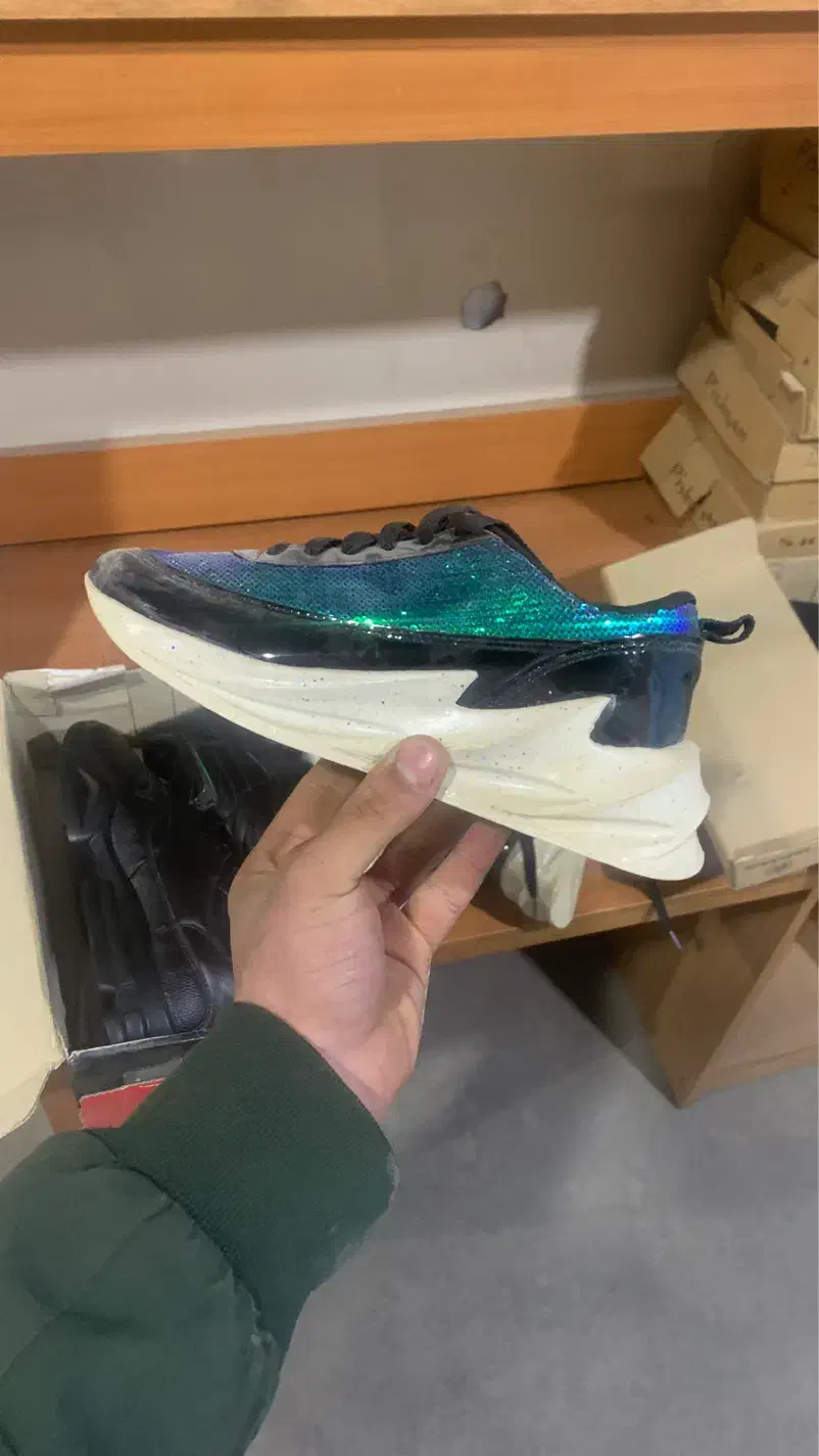 حراج چند جفت کتونی|حراج|تهران, منیریه|دیوار