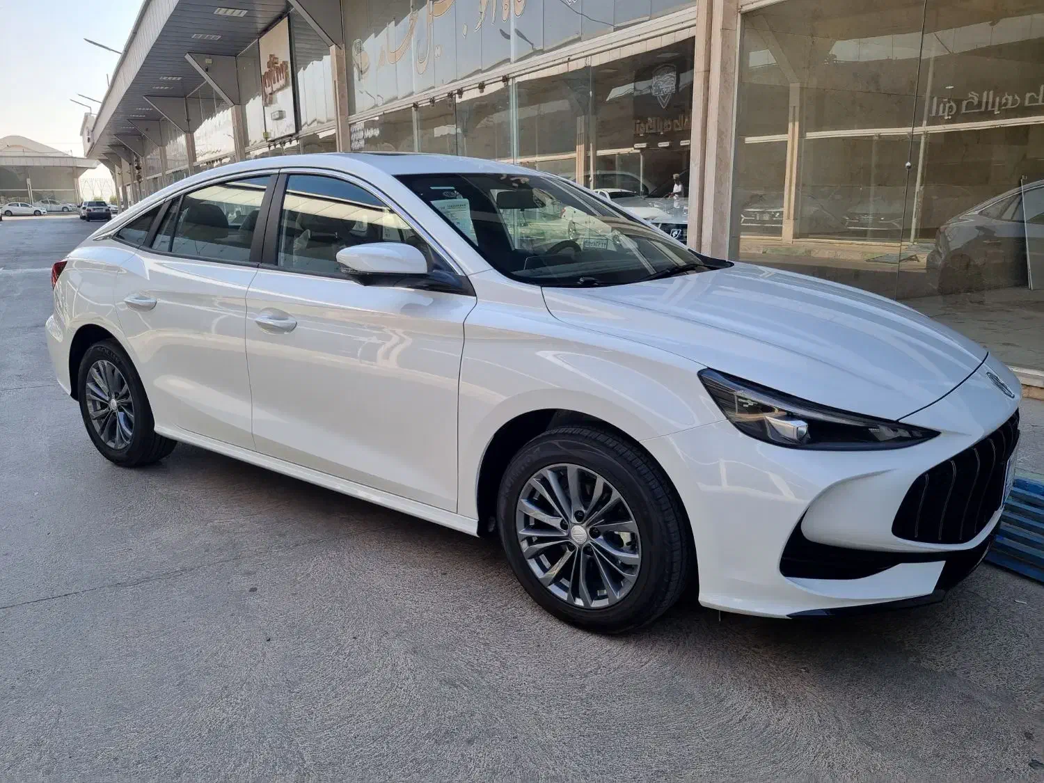 MG5 مدل 2025 صفر خشک پلاک منطقه|خودرو سواری و وانت|شادگان, |دیوار