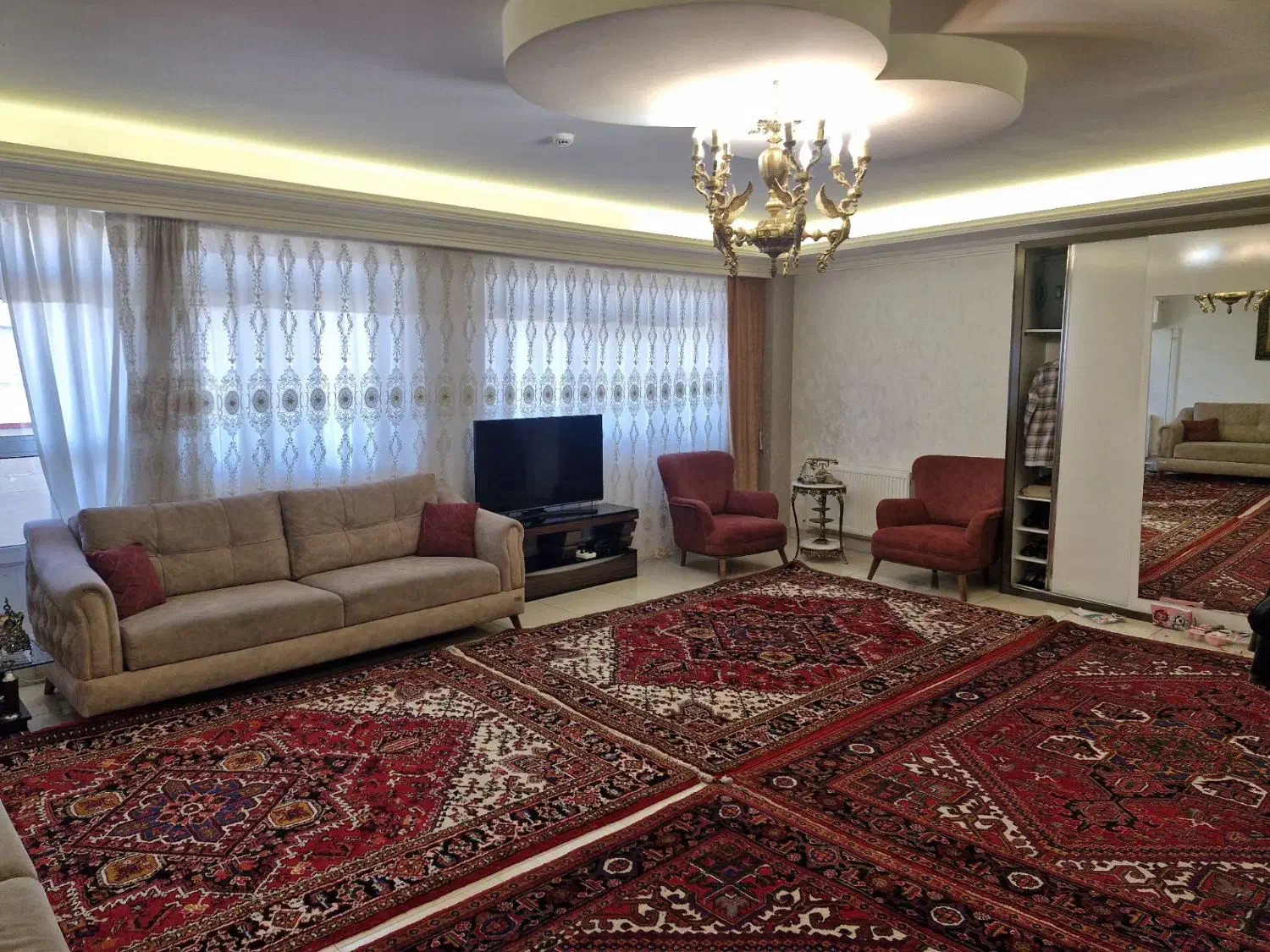 رهن اجاره آپارتمان 110متر/قطران/کوچه باغ/نصفراه|اجارهٔ آپارتمان|تبریز, |دیوار
