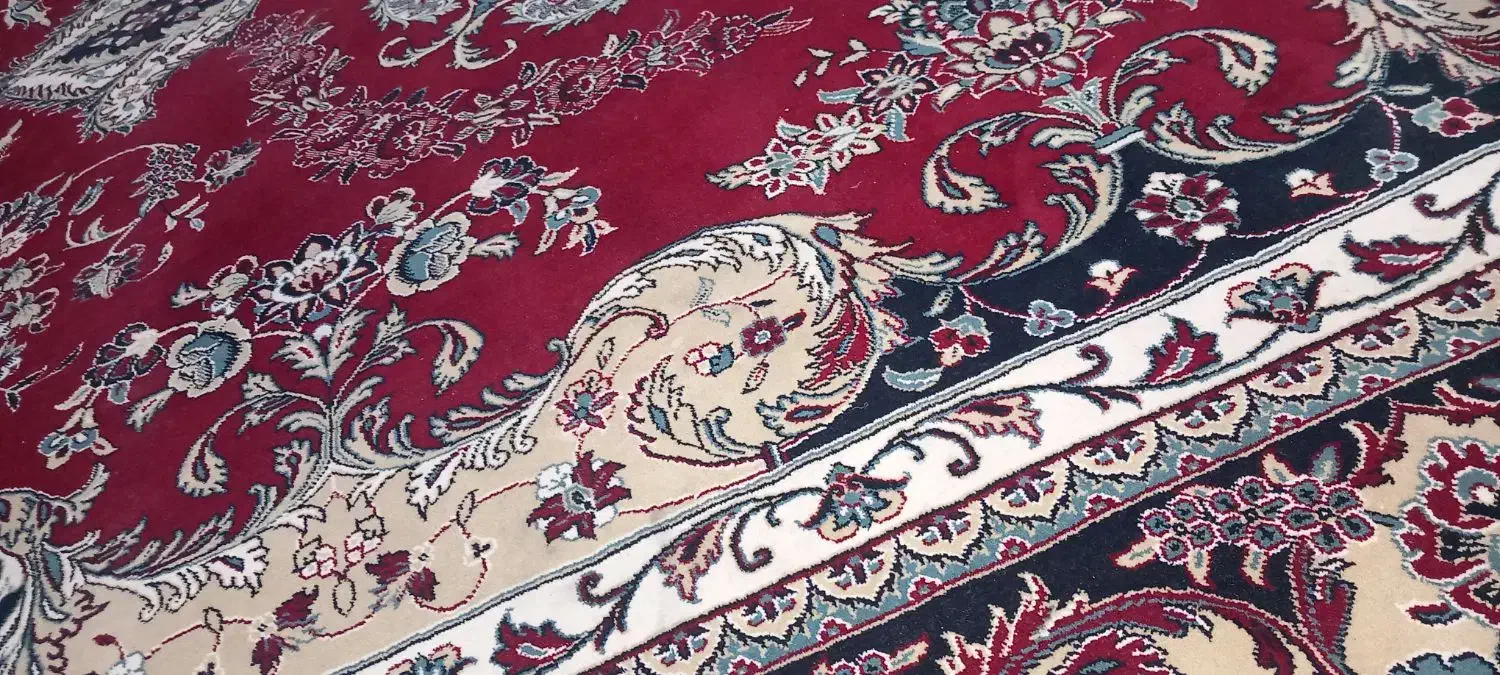 دو جفت فرش یک جفت ۶ و یک جفت ۱۲ متری ۱۰۰۰ شونه|فرش|قم, چهل درخت|دیوار