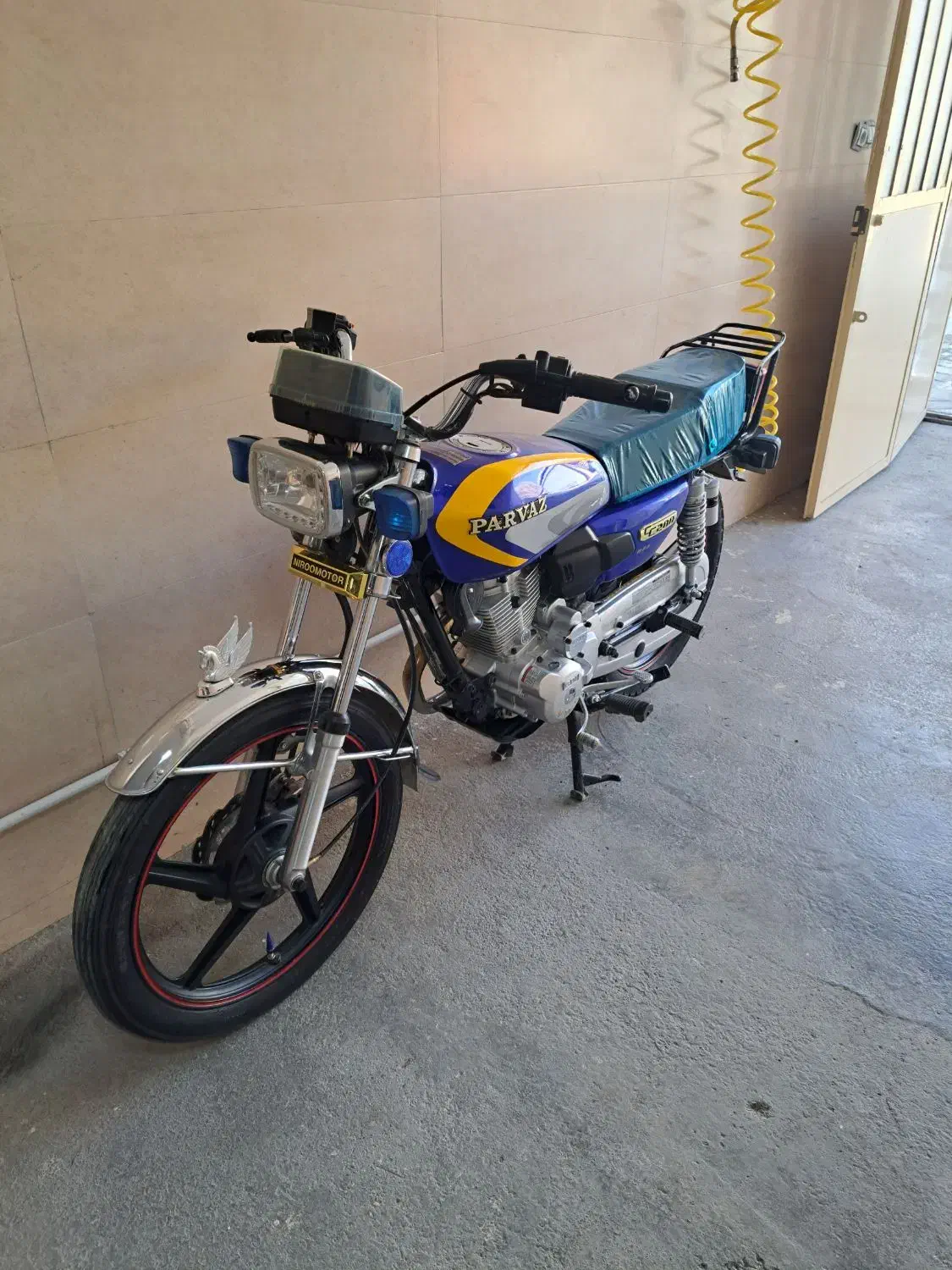 پرواز 200 خشک|موتورسیکلت|دالاهو, |دیوار