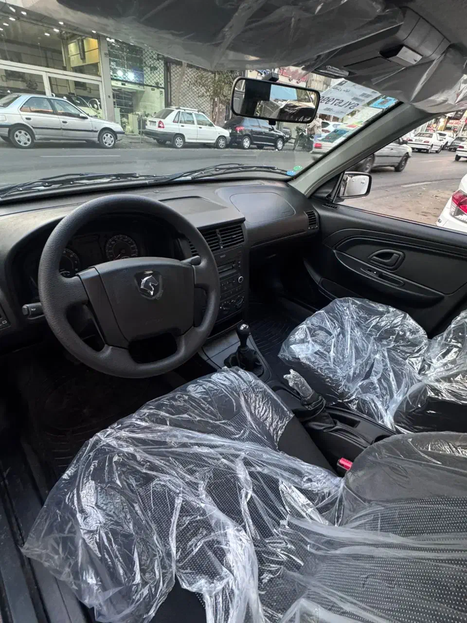 آریسان سفیدوخاکستری برج روز/اقساطی/تحویل یک ساعته|خودرو سواری و وانت|تهران, جمهوری|دیوار