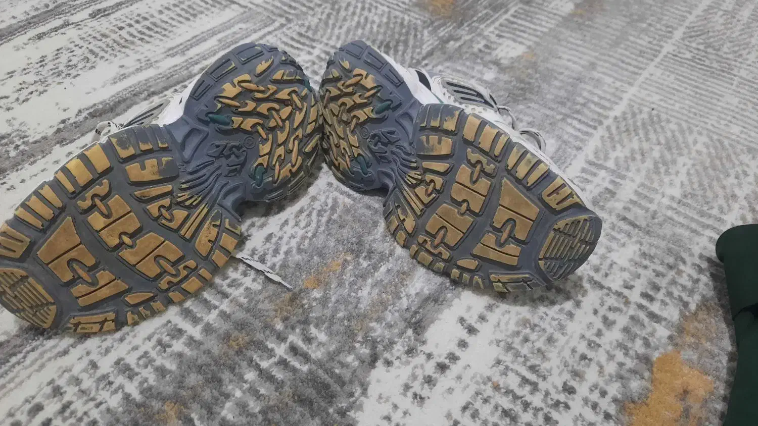 کفش کتانی درحدنو یک تومن سایز ۴۲یا ۴۱|کیف، کفش، کمربند|کوهدشت, |دیوار