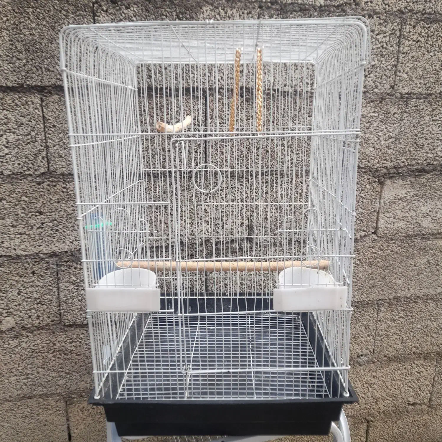 قفس بزرگ پرنده همراه پایه|لوازم جانبی حیوانات|فومن, |دیوار