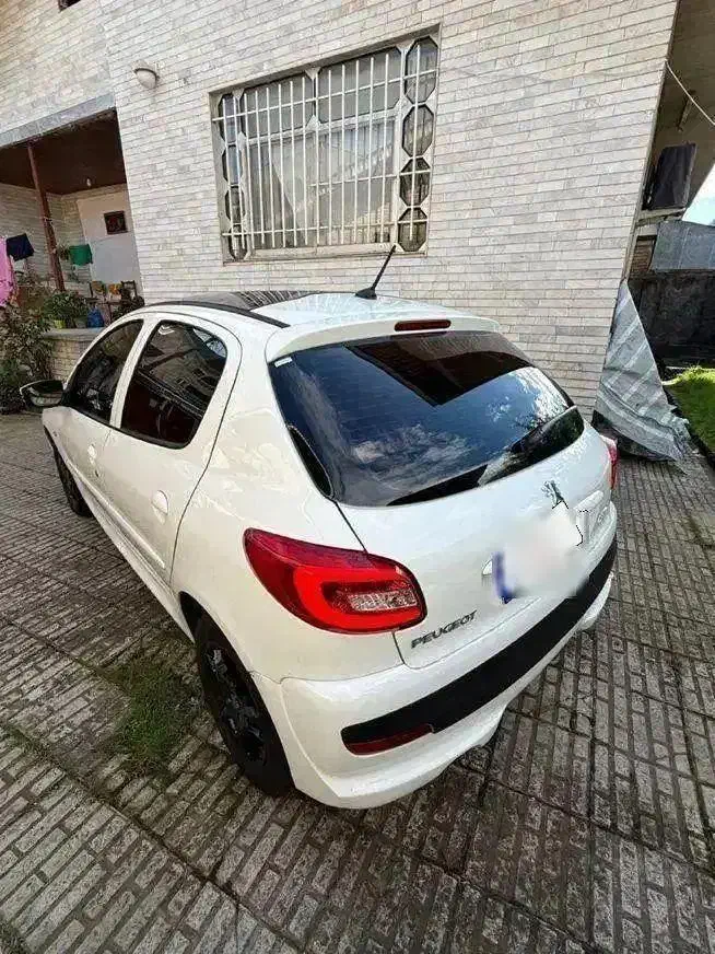 ۲۰۷ پانا مدل۱۴۰۲ سقف شیشه ۱۶هزارتاکار|خودرو سواری و وانت|رشت, گلسار|دیوار