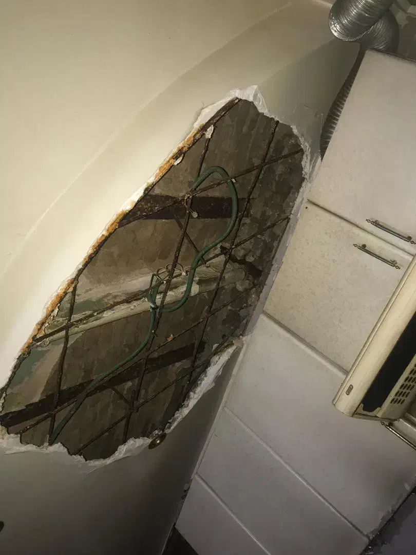 گچ کاری خورده کاری حتی یک متر گچکاری لکه گیری|خدمات پیشه و مهارت|تهران, صادقیه|دیوار