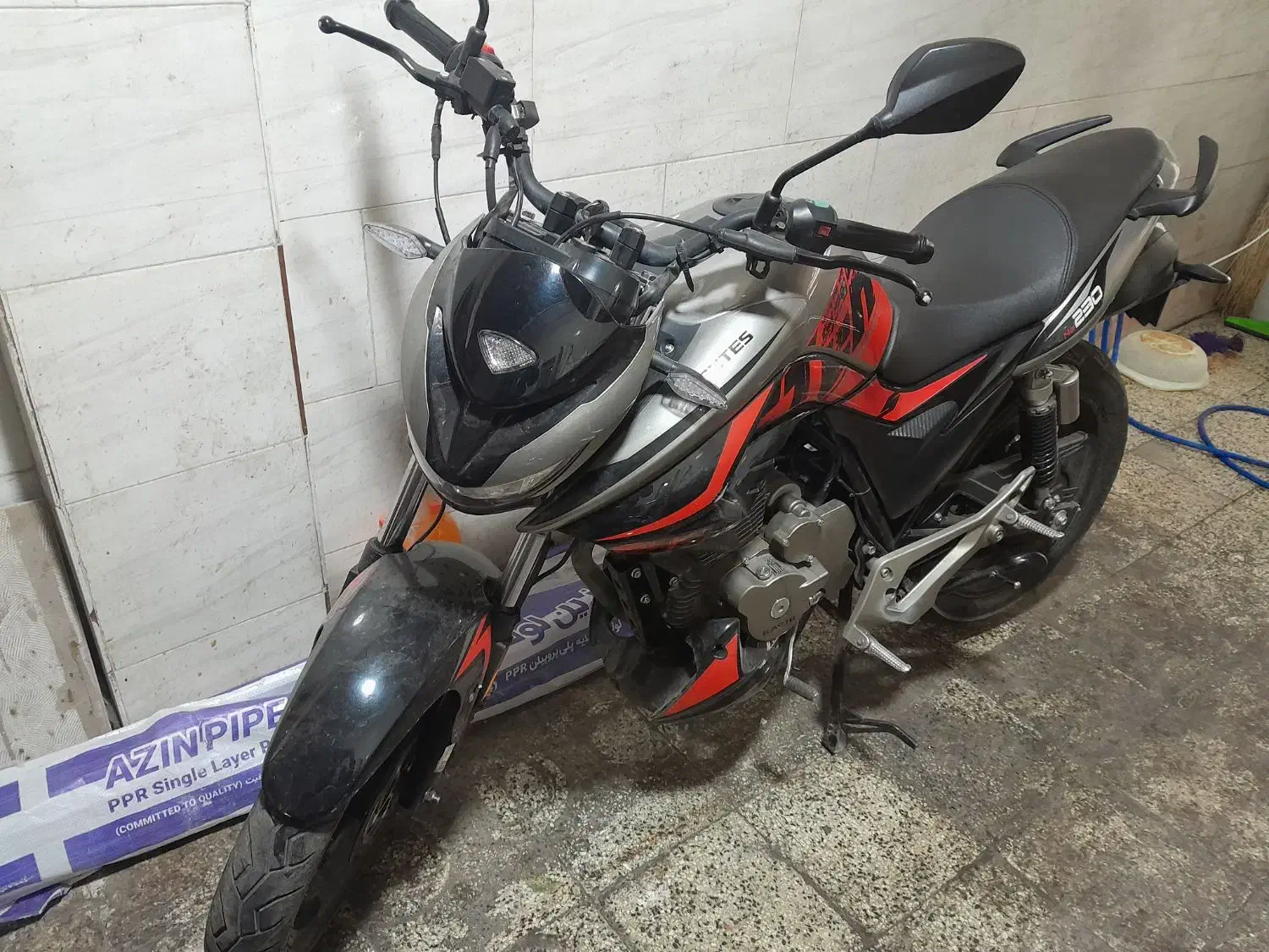 زونتسN230|موتورسیکلت|اقبالیه, |دیوار